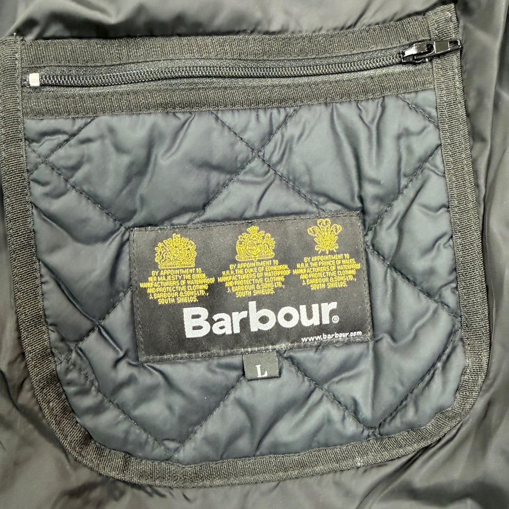 Barbour Mens Size Large Airedale D685 Quilted Jacket Black Corduroy Collar - Picture 4 of 12